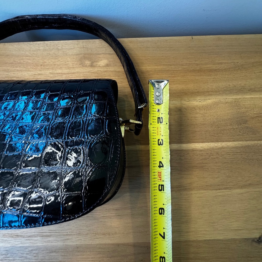 Ashneil Vintage Black Croc Embossed Patent Leather Crossbody Bag Gold Heart Lock - Picture 15 of 16
